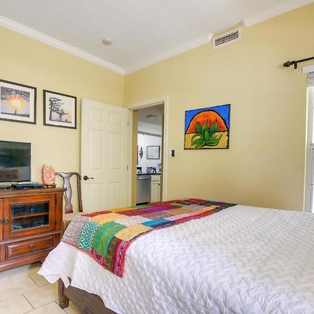 Lakefront Lago Vista Condo With Resort Amenities! Exteriör bild