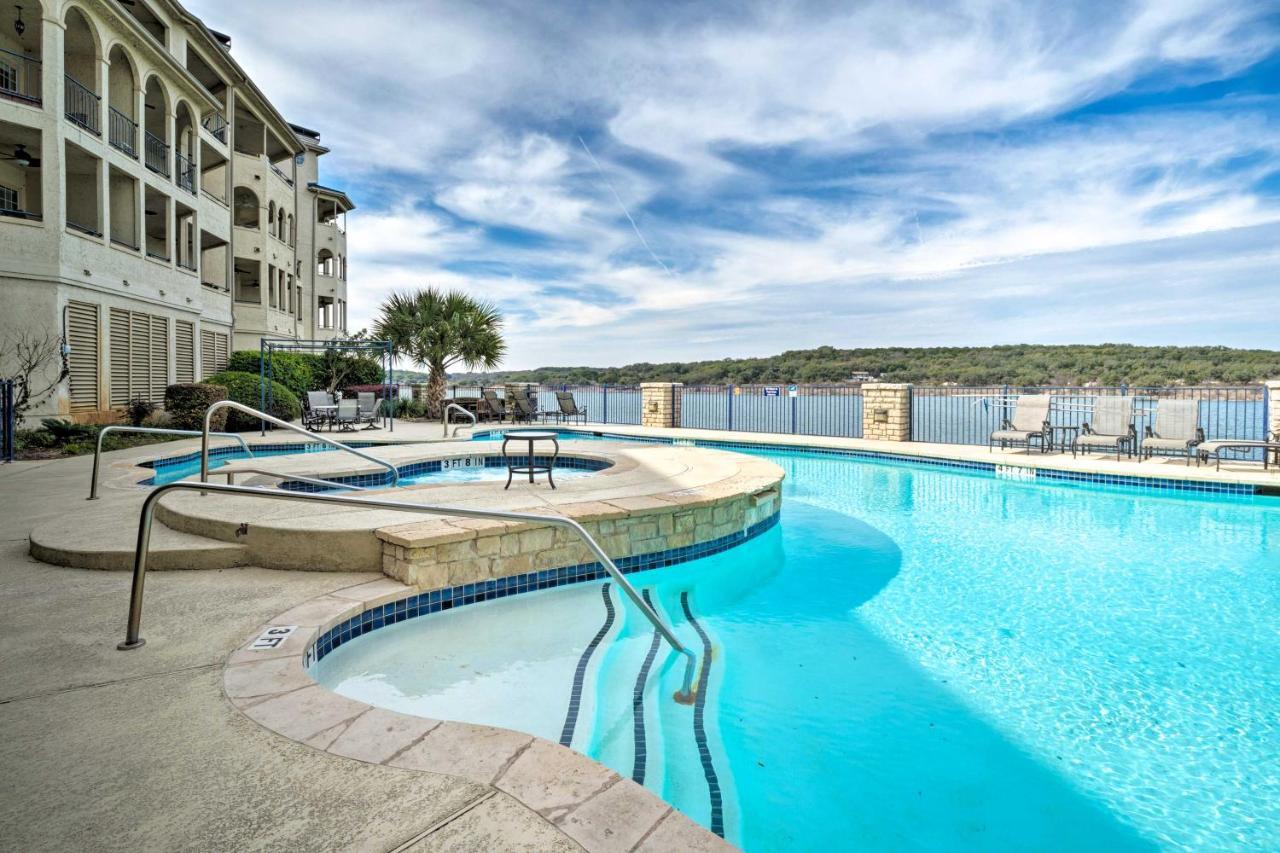 Lakefront Lago Vista Condo With Resort Amenities! Exteriör bild