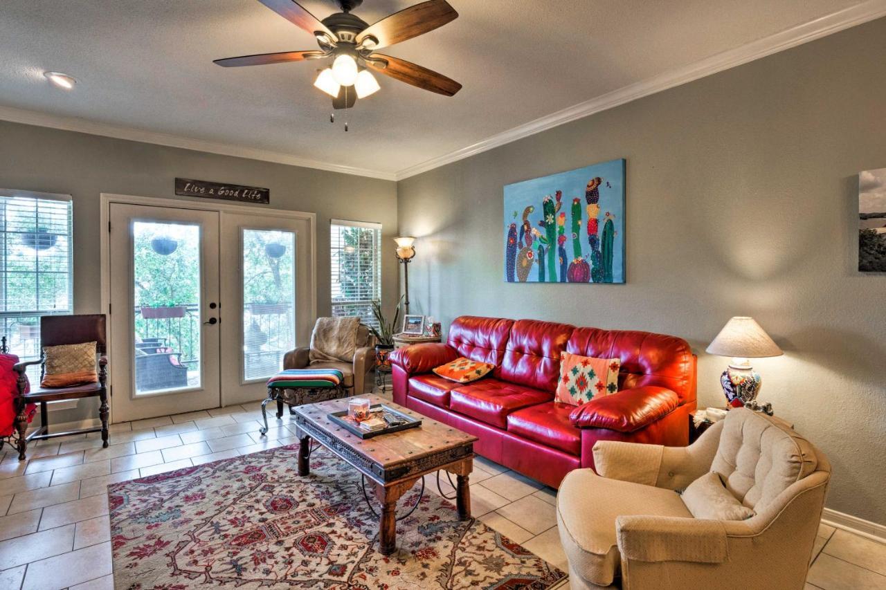 Lakefront Lago Vista Condo With Resort Amenities! Exteriör bild