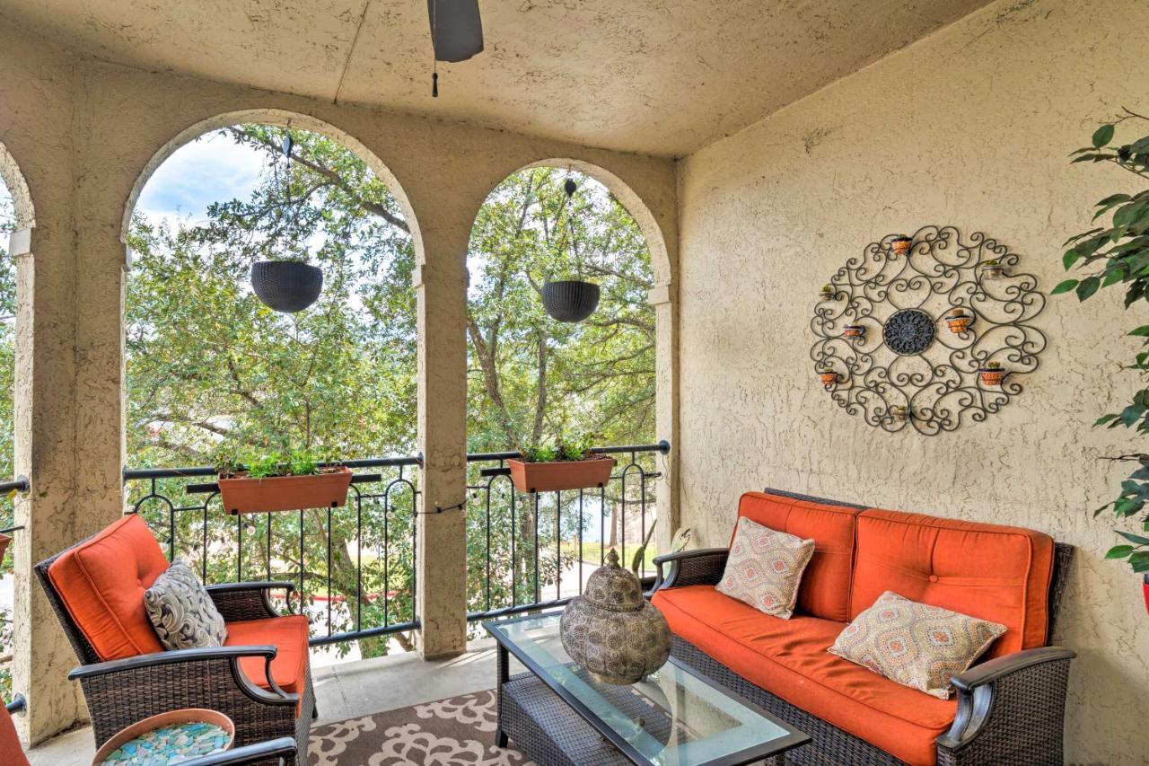 Lakefront Lago Vista Condo With Resort Amenities! Exteriör bild