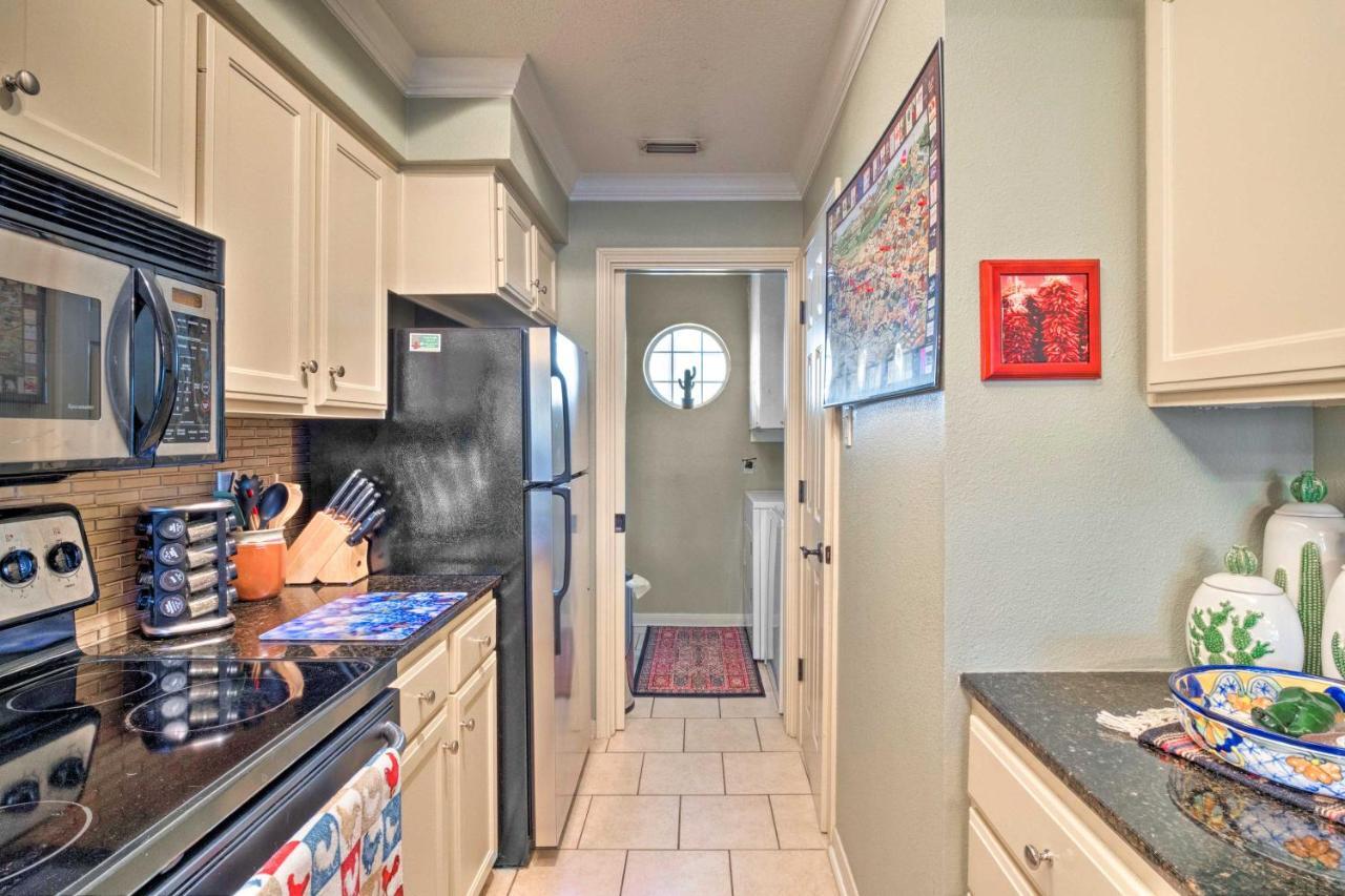 Lakefront Lago Vista Condo With Resort Amenities! Exteriör bild
